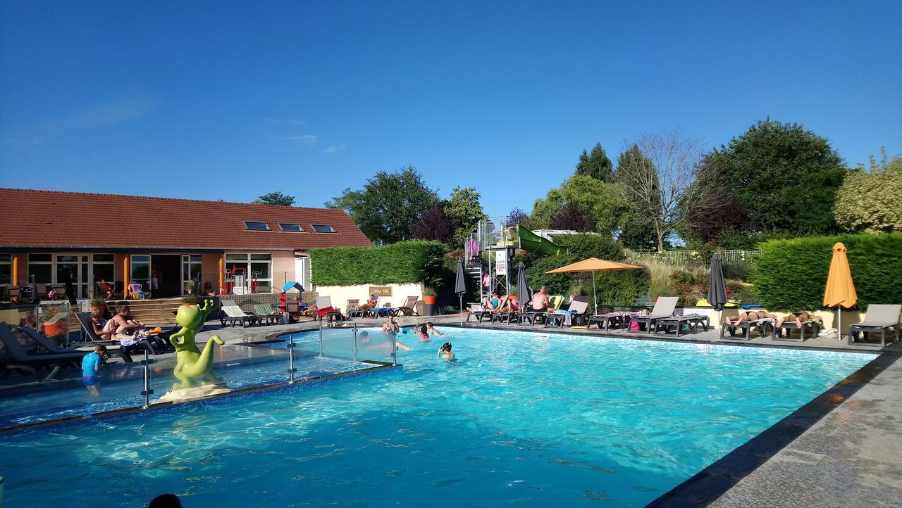 Camping L'Arada Parc Sonzay Exterior photo