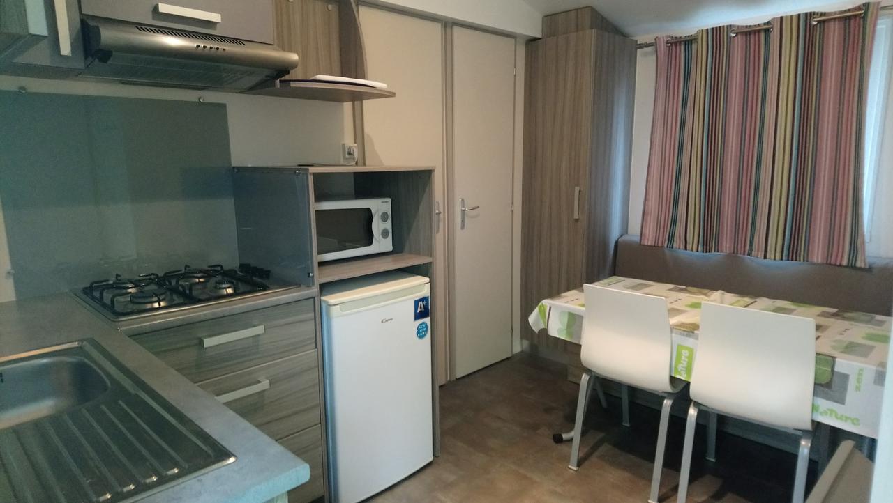 Camping L'Arada Parc Sonzay Exterior photo
