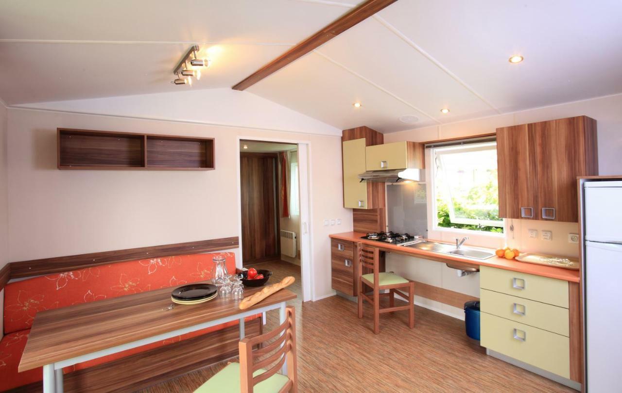 Camping L'Arada Parc Sonzay Exterior photo