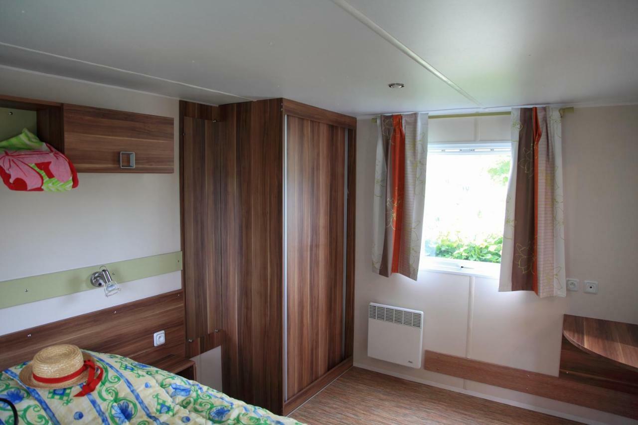 Camping L'Arada Parc Sonzay Exterior photo